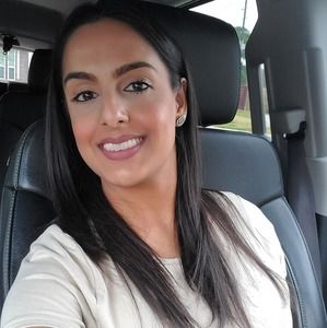 Meet your Posher, Sophia